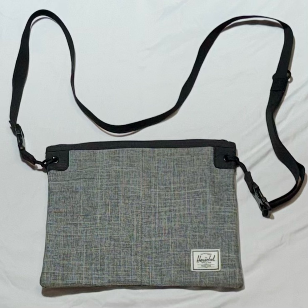 Shoulder Bag Herschel Supply Co. Alder Raven Crosshatch